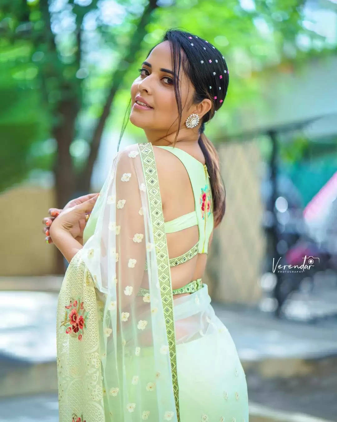 Phota Gallery: Pushpa fame Anasuya Bharadwaj showed her