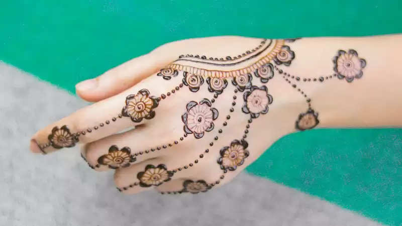 150+ unique Mehndi appreciation captions for Instagram in 2024 - Tuko.co.ke