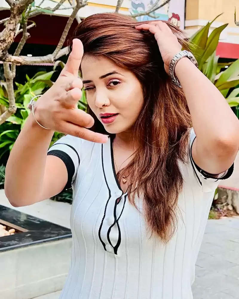 Photo Gallery Bhojpuri Actress Zoya Khan Shared Her Pictures On Social Media See Her Beautiful 