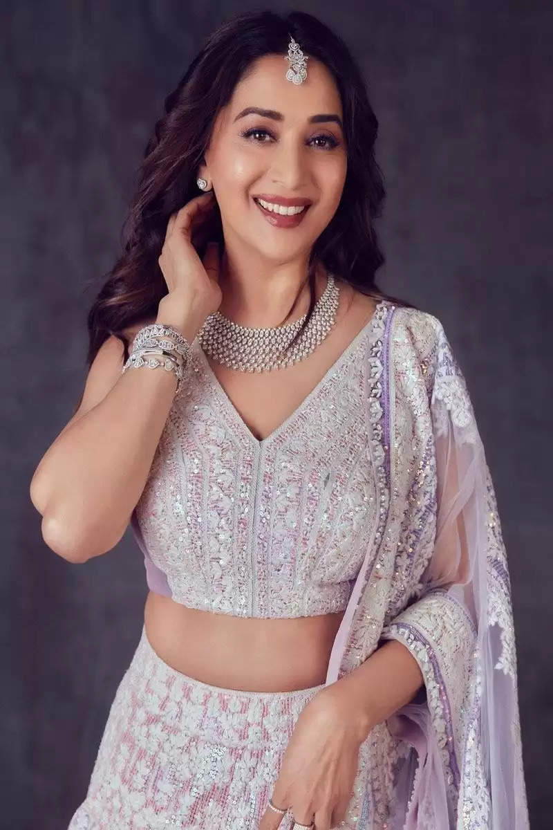 Photos Madhuri Dixit Flaunts Her Beauty At The Age Of 55 See Her Beautiful Pictures Here 
