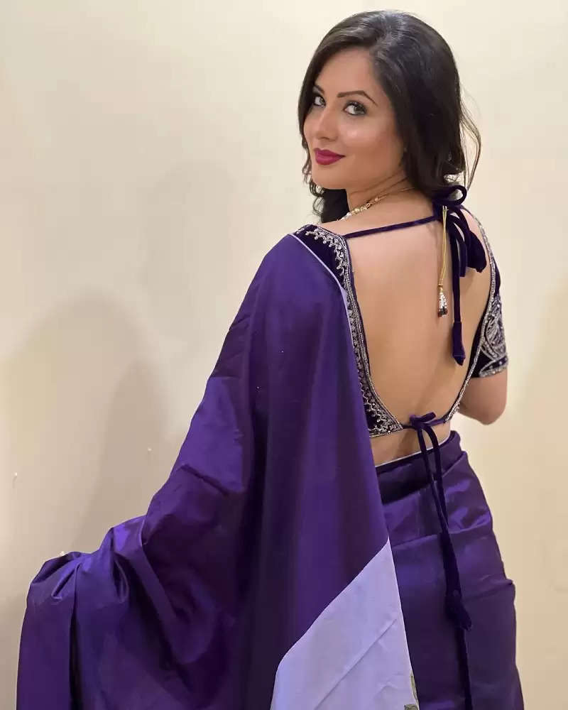 Photo Gallery: Pooja Banerjee stuns in a blue saree, see her gorgeous ...