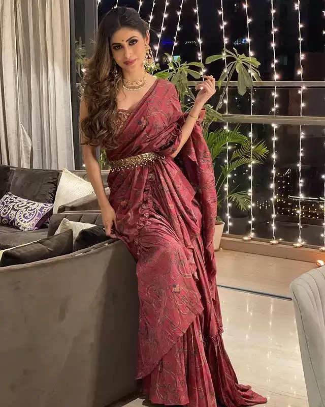 Trendy Fashion Georgette Dusty Pink Indo Western Saree SARV145366