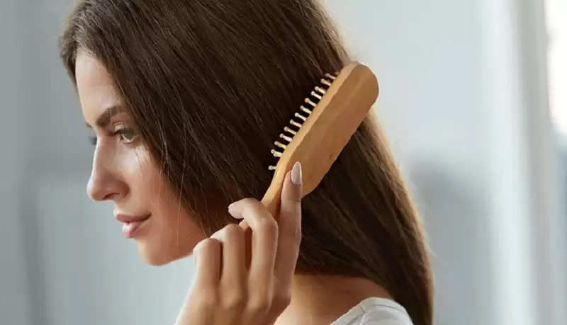 right way of comb