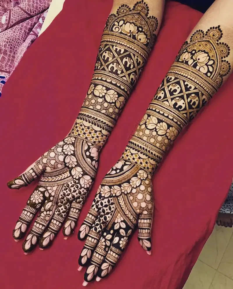 Elena Damy - Mystical Meaning of Mehndi - Indian Weddings Cabo - Elena Damy