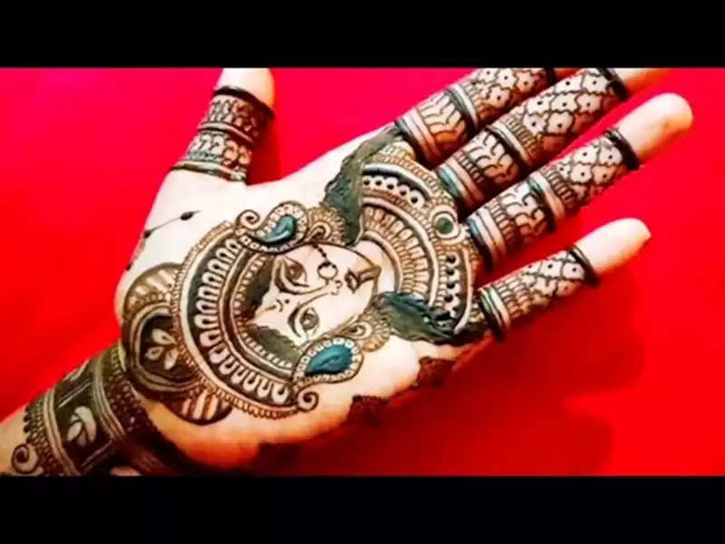 Navratri Mehndi design: नवरात्रि के दूसरे दिन इस तरह की मेहंदी लगाकर करें  माता ब्रहमचारिणी को प्रसन्न | Simple Mehndi design - Prakash News