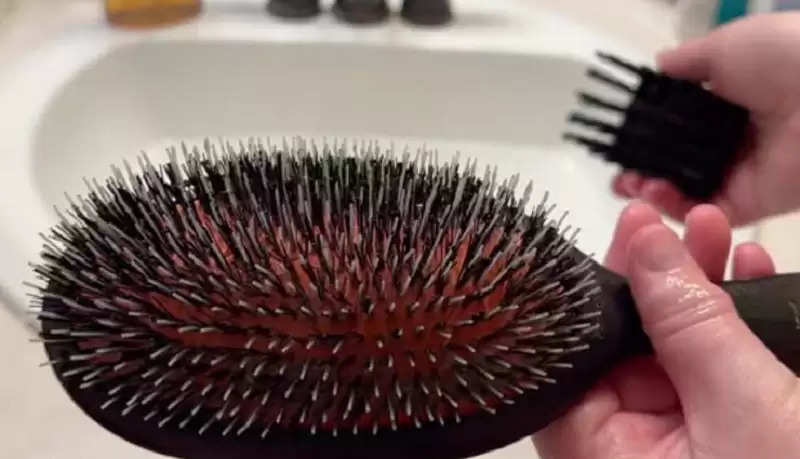 synthetic bristles